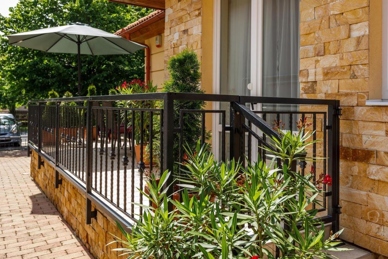 Andi Apartman Hévíz Εξωτερικό φωτογραφία
