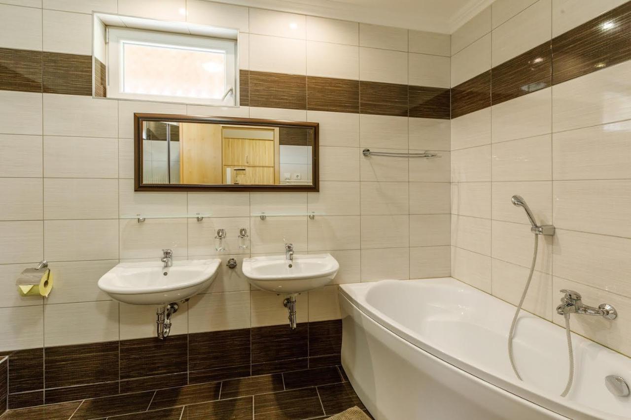 Andi Apartman Hévíz Εξωτερικό φωτογραφία