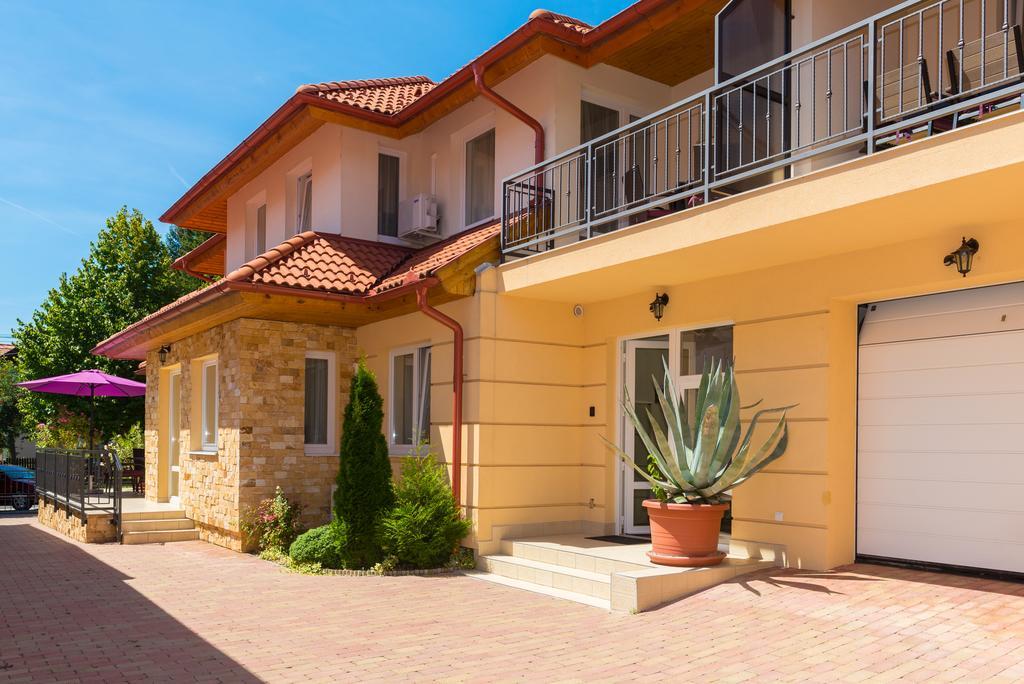 Andi Apartman Hévíz Εξωτερικό φωτογραφία